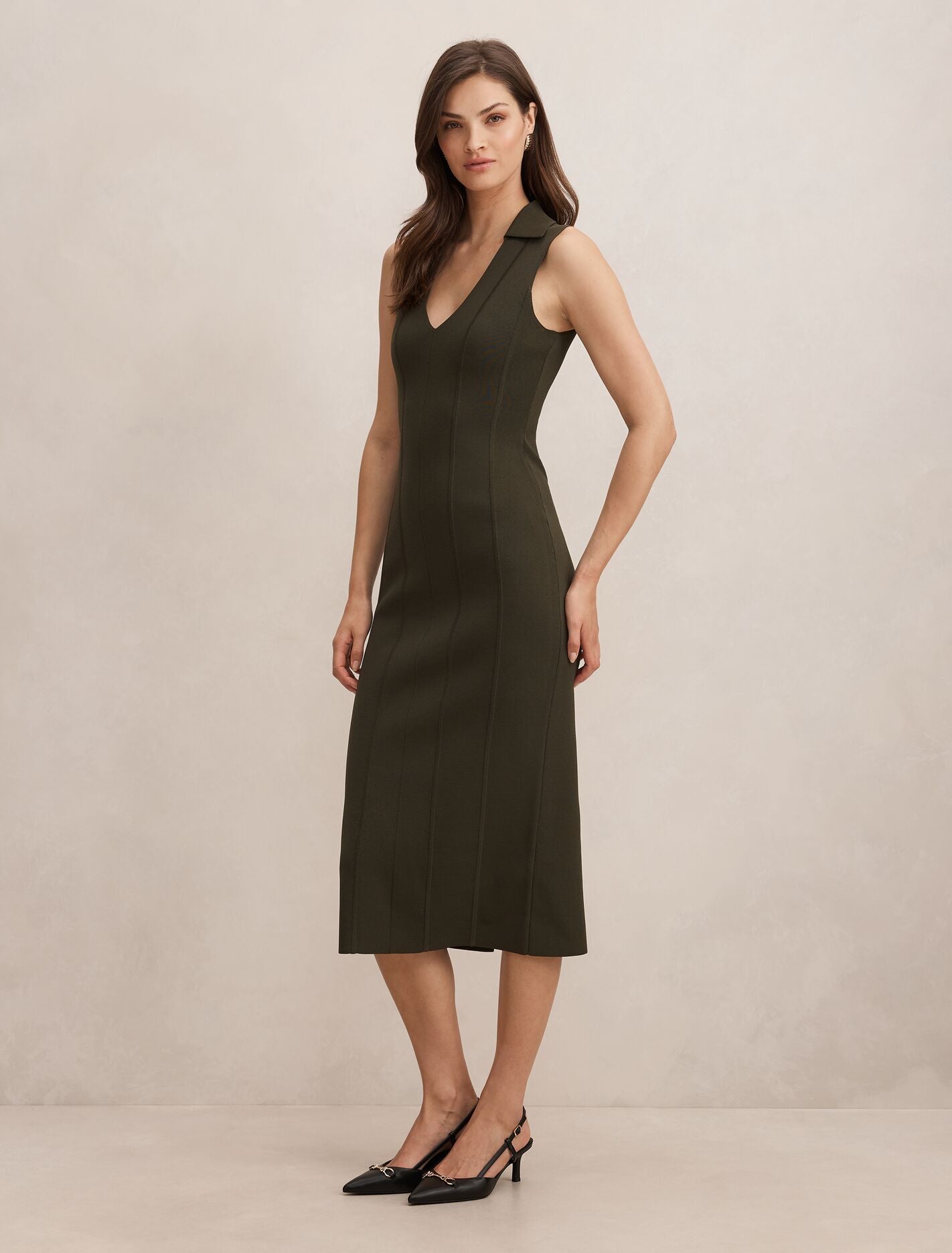 Marlowe Sculpted Midi Dress Forever New