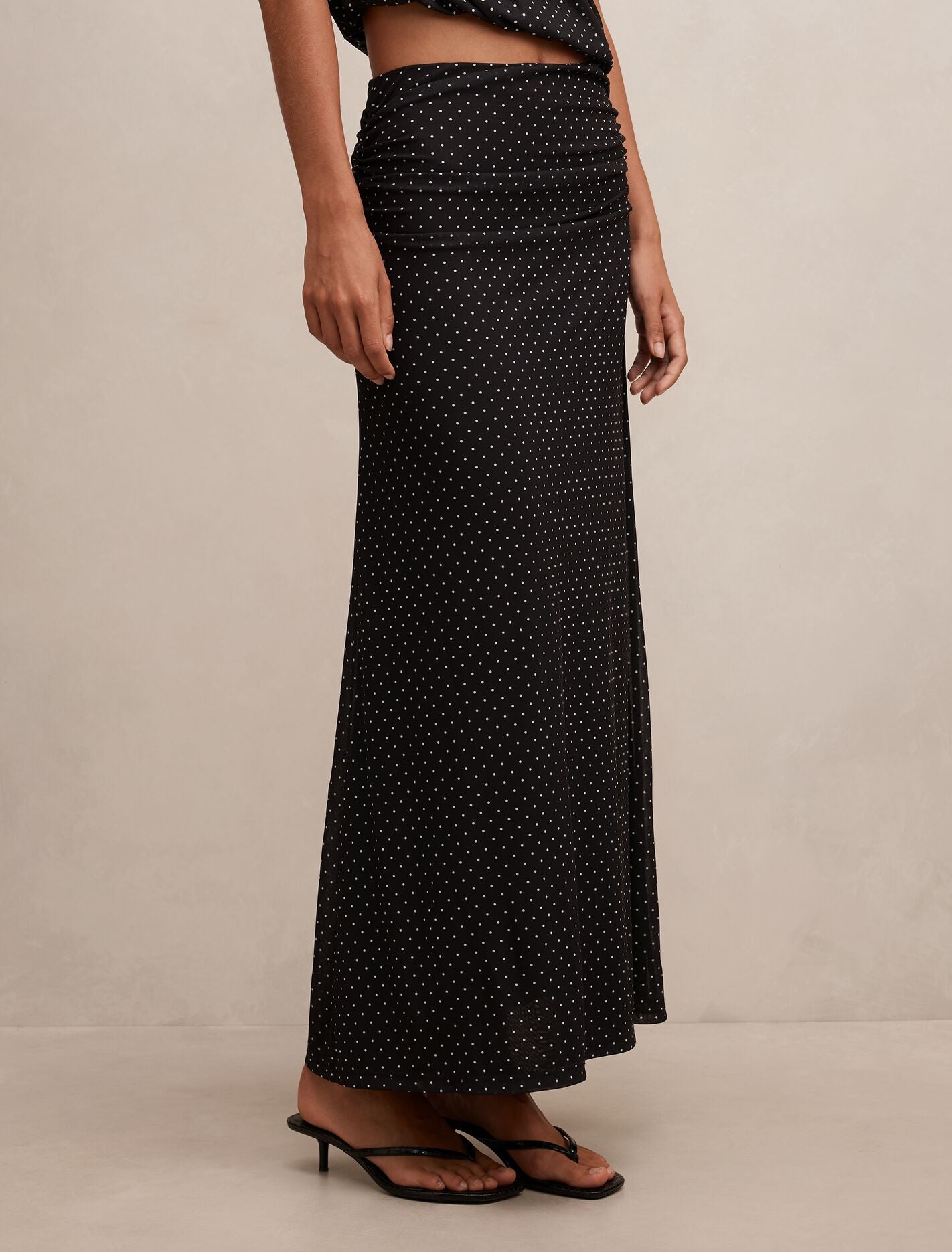 Mimi Flute Maxi Skirt Forever New