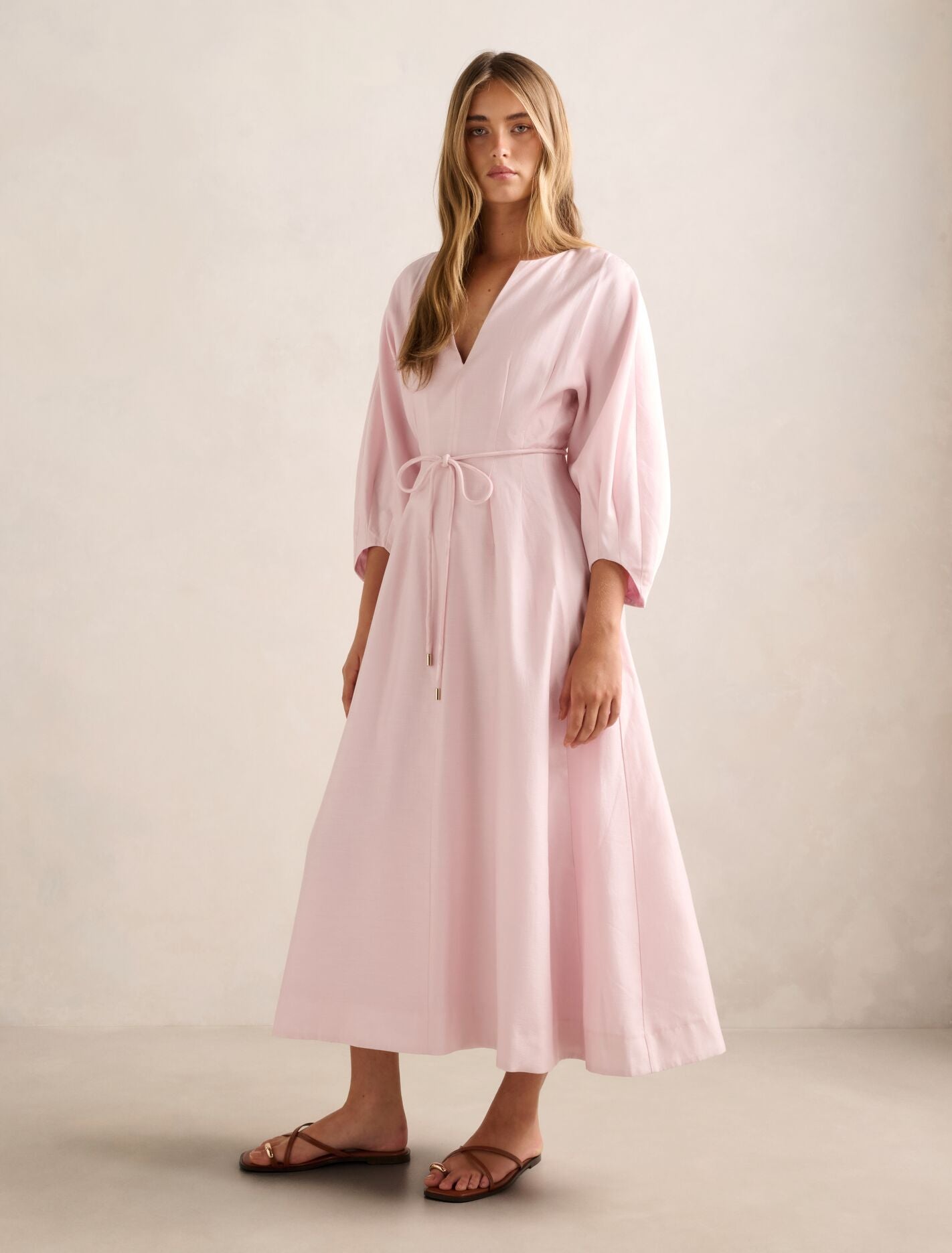 Scarlett Cocoon Sleeve Midi Dress Forever New