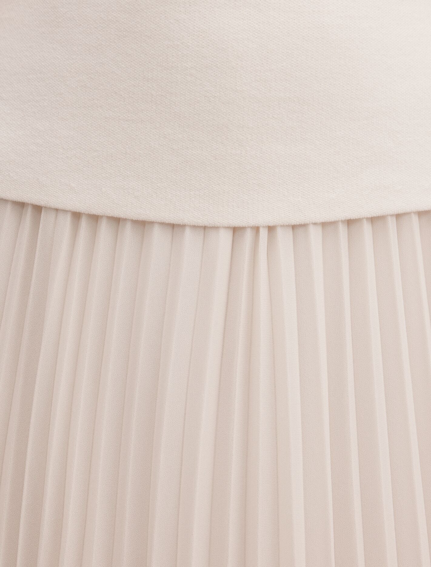 Lorelei Woven Mixed Midi Dress Forever New