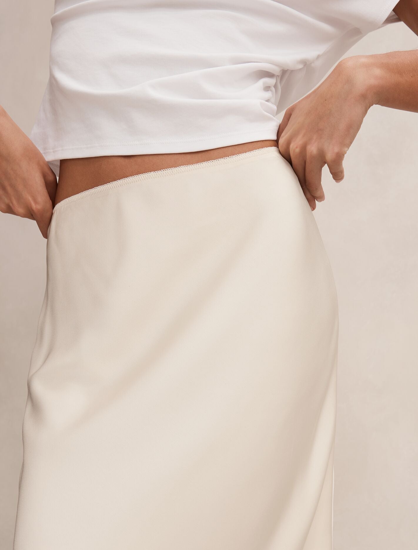 Liana Lace Satin Midi Skirt Forever New