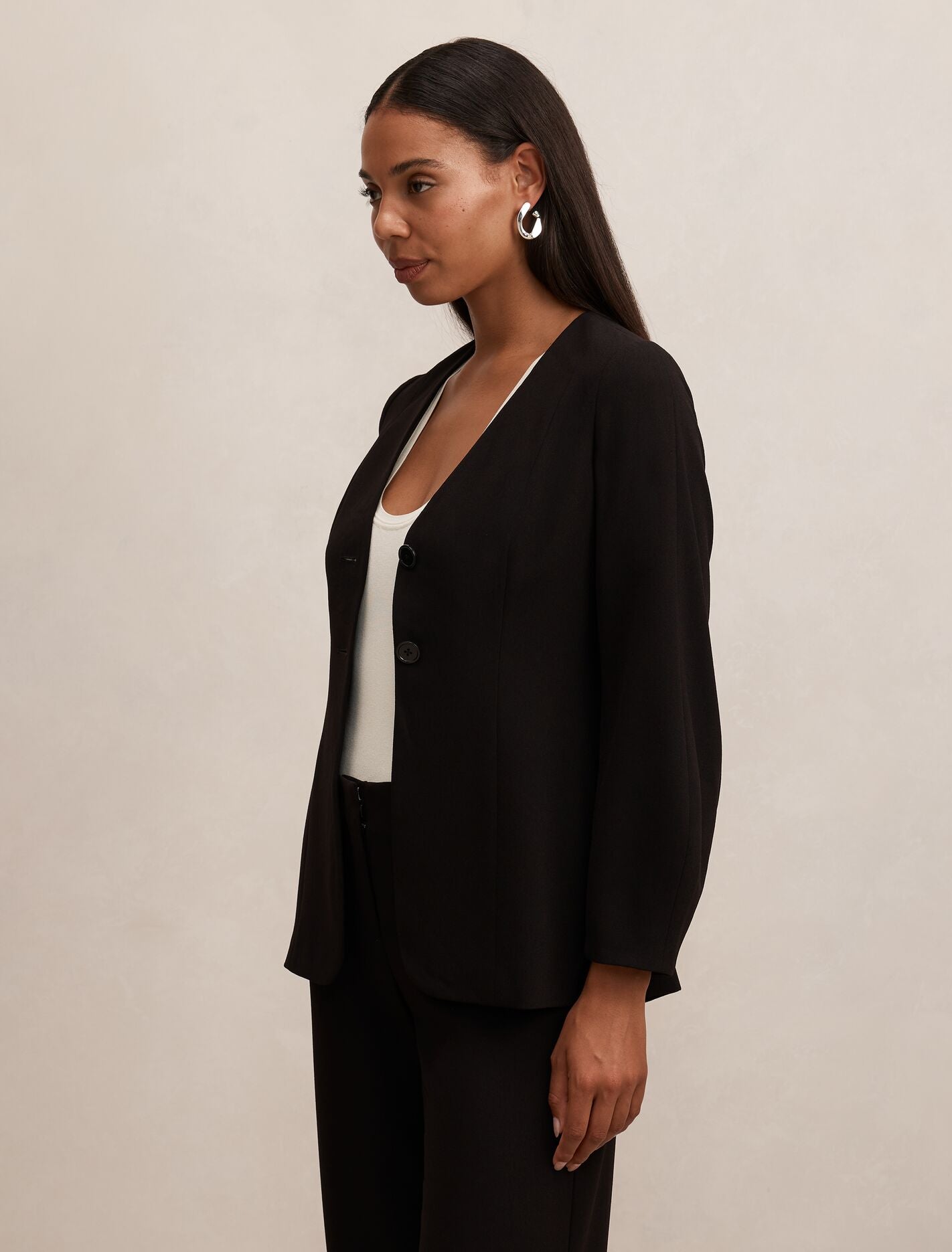 Lizzie Collarless Blazer Forever New