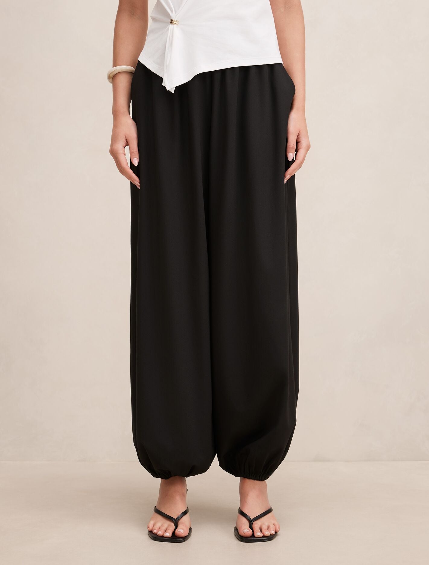 Becky Balloon Pants Black Forever New