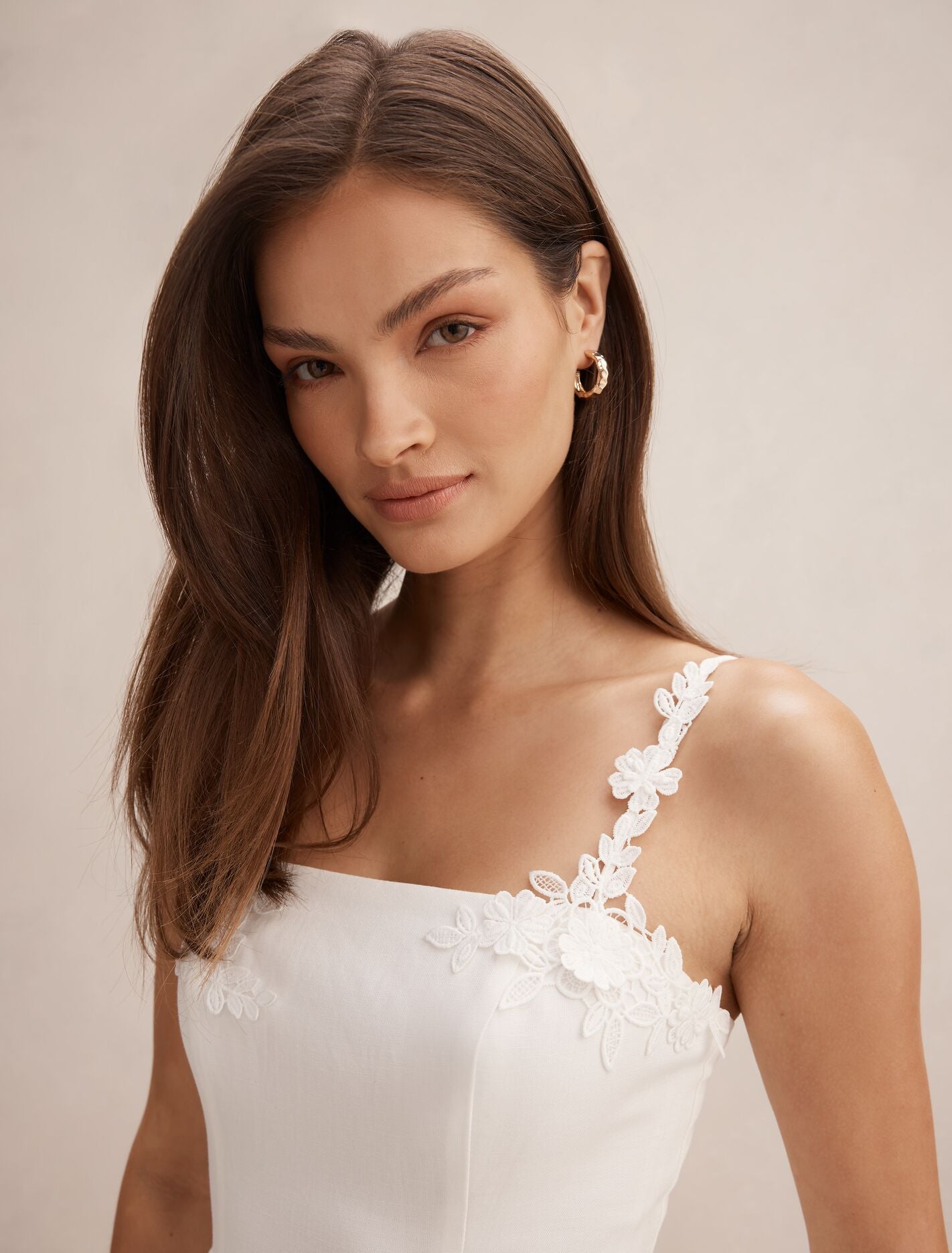 Rosie Flower Applique Midi Dress Forever New