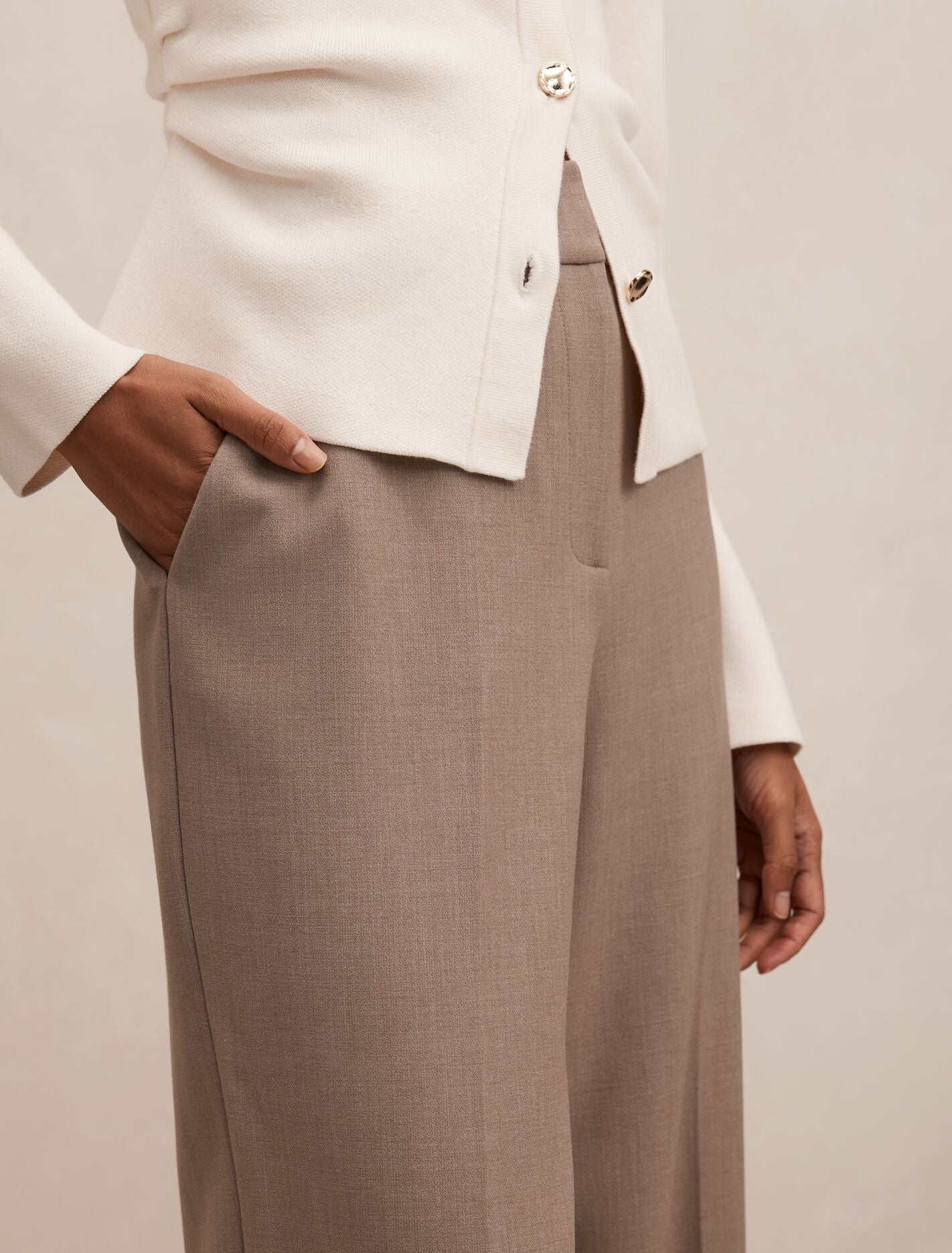 Ada Petite Straight Leg Pants Forever New