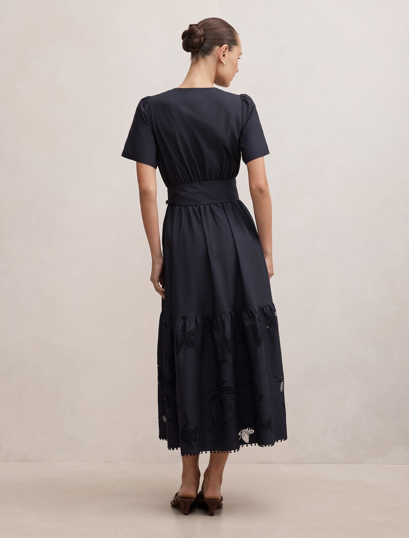 Matilda Embroidered Tie Midi Dress Forever New
