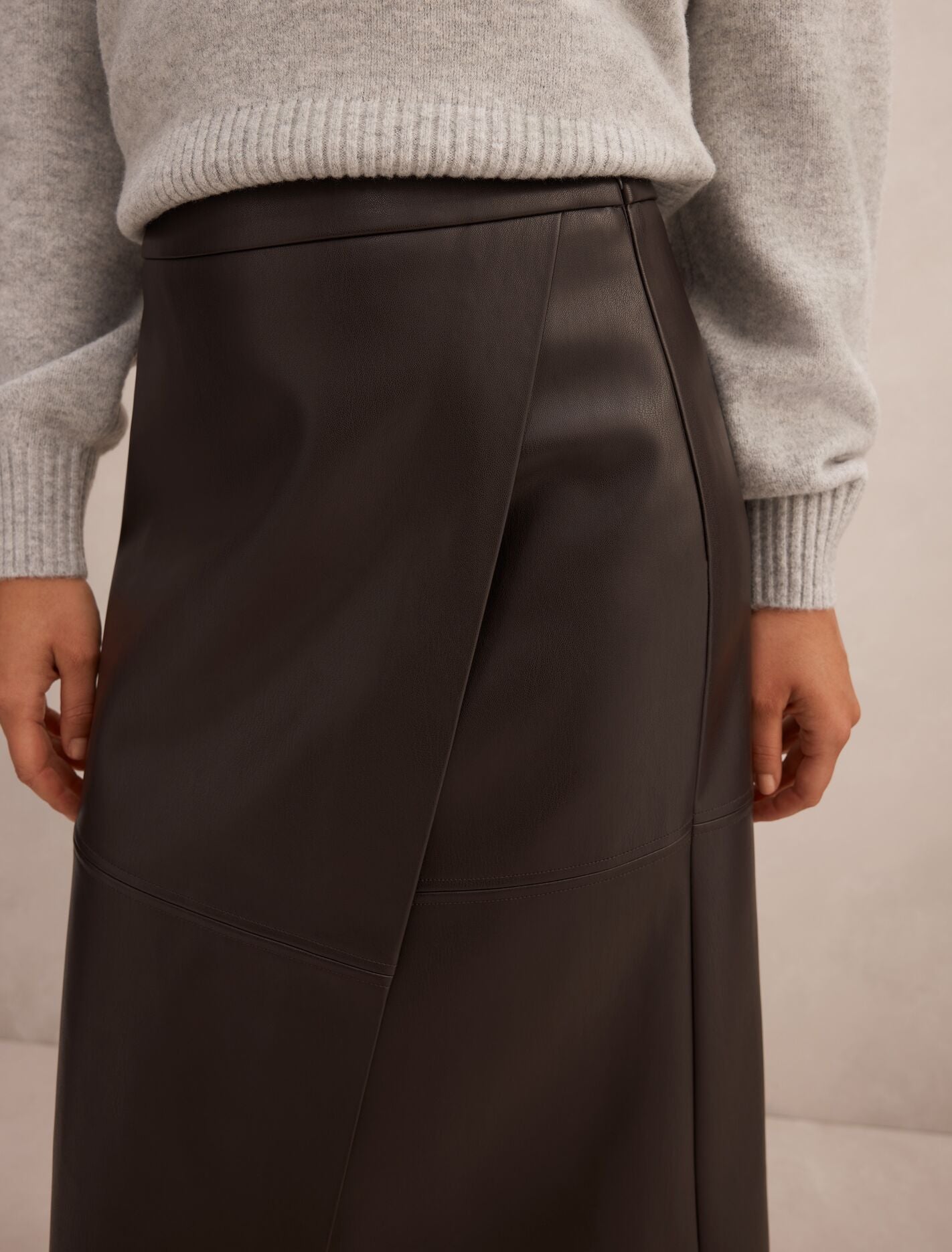 Amelia Pu Wrap Skirt Forever New