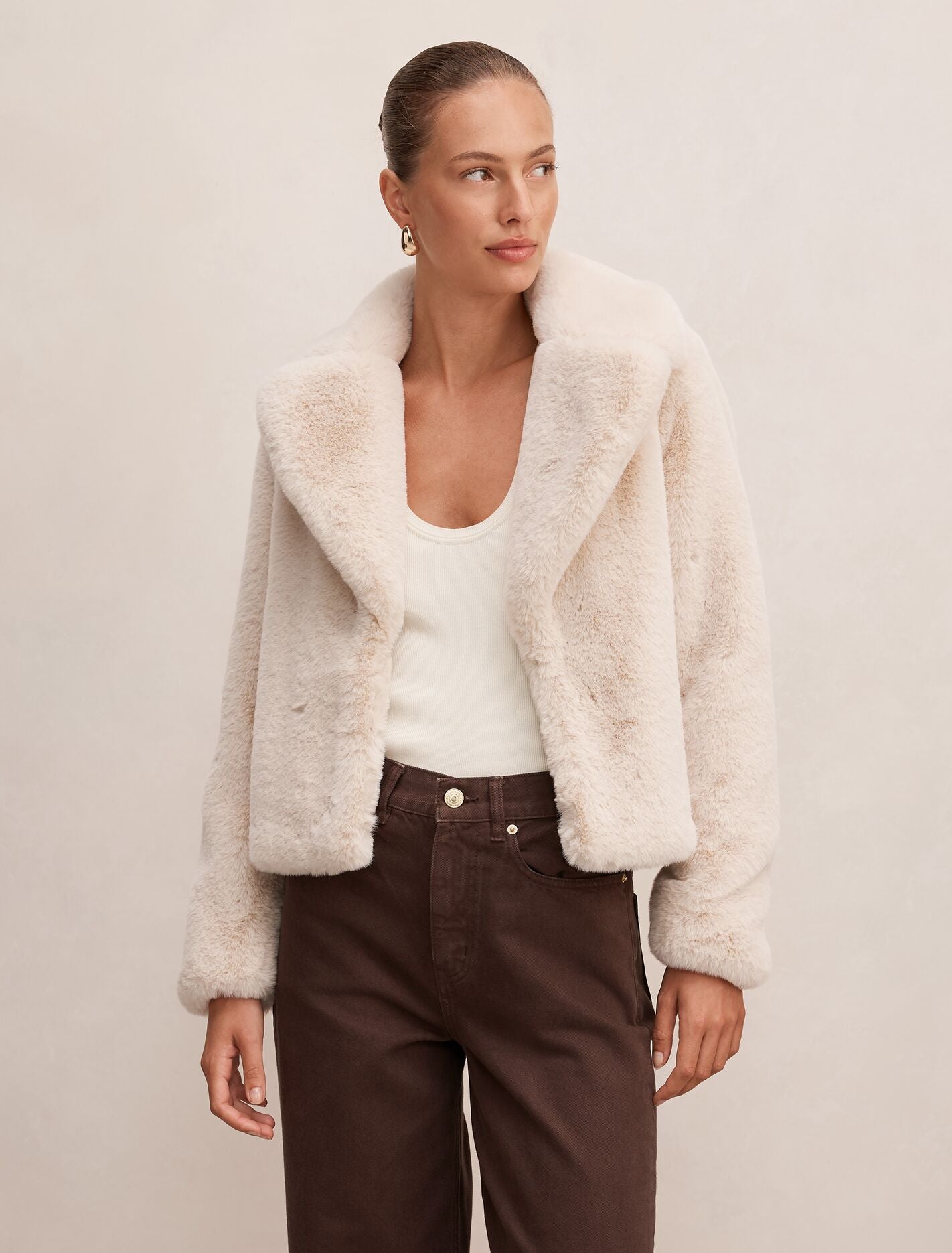 Piper Short Faux Fur Jacket Forever New