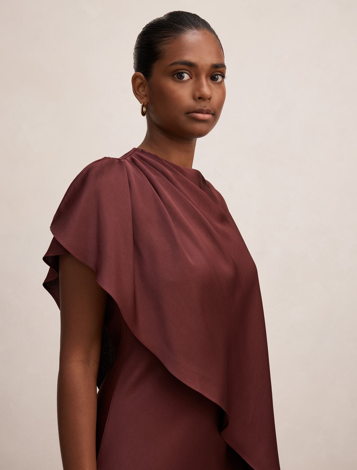 Zinnia Petite Cape Maxi Dress Forever New