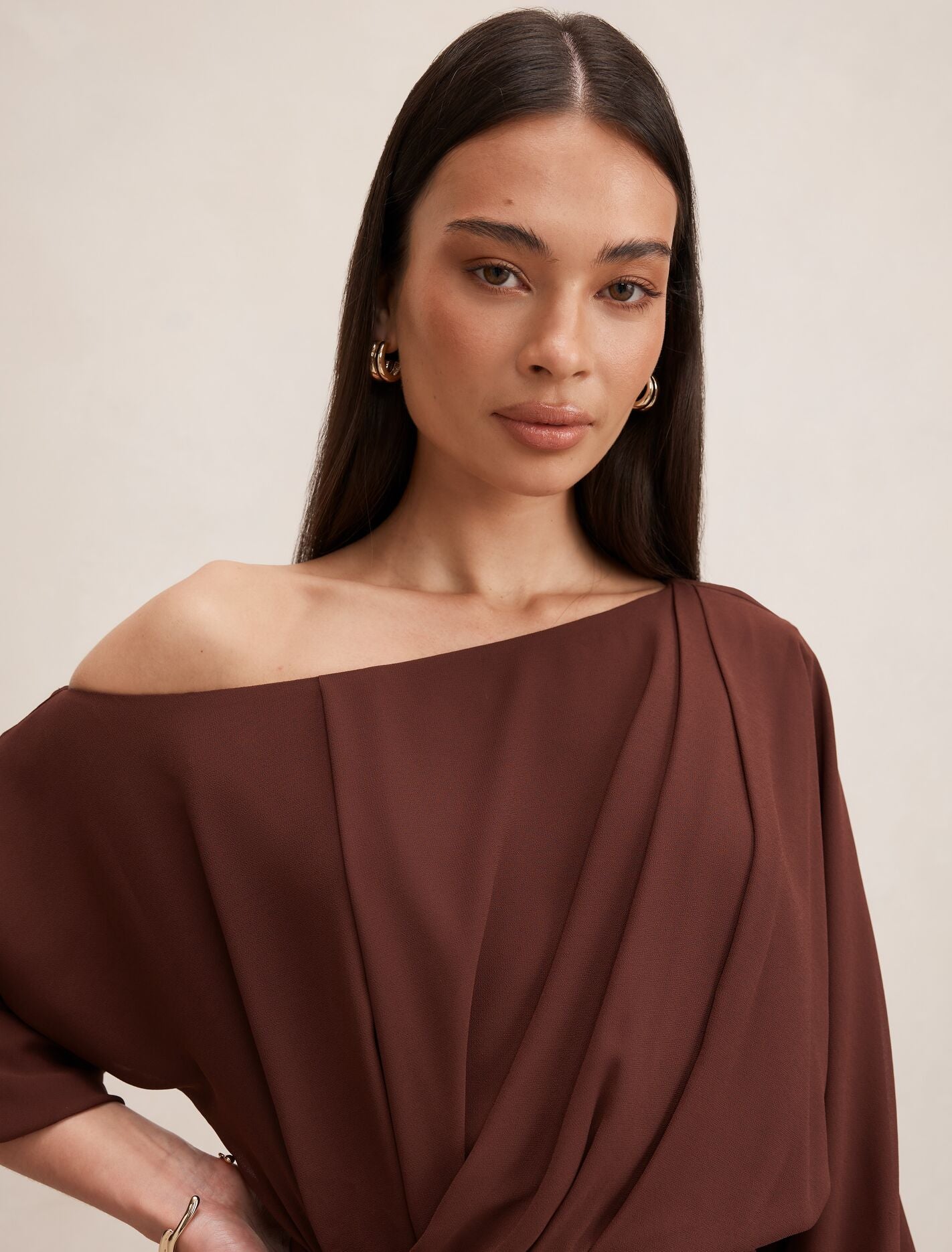 Samantha Tipped Draped Midi Dress Forever New
