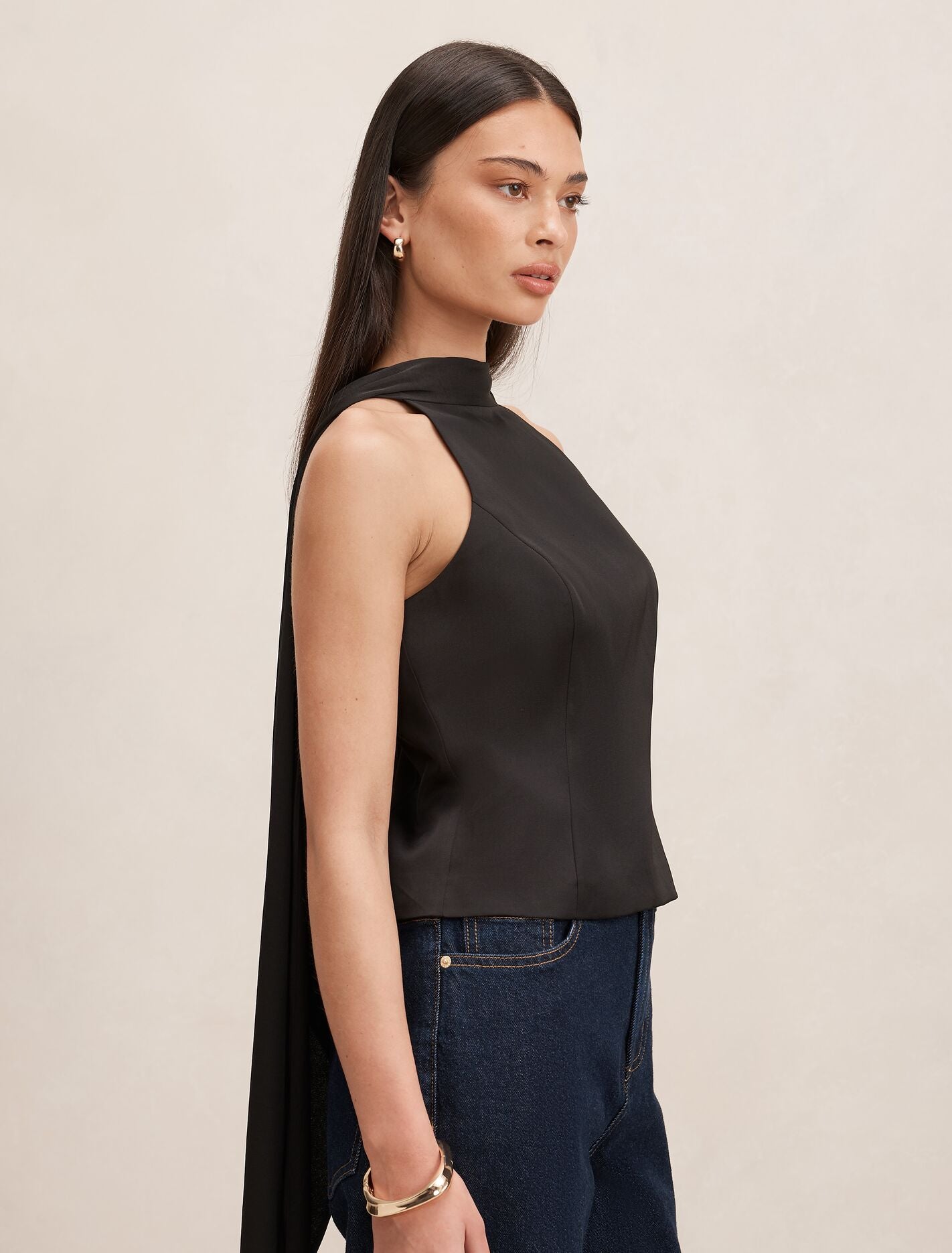 Millie High Neck Cape Top Forever New