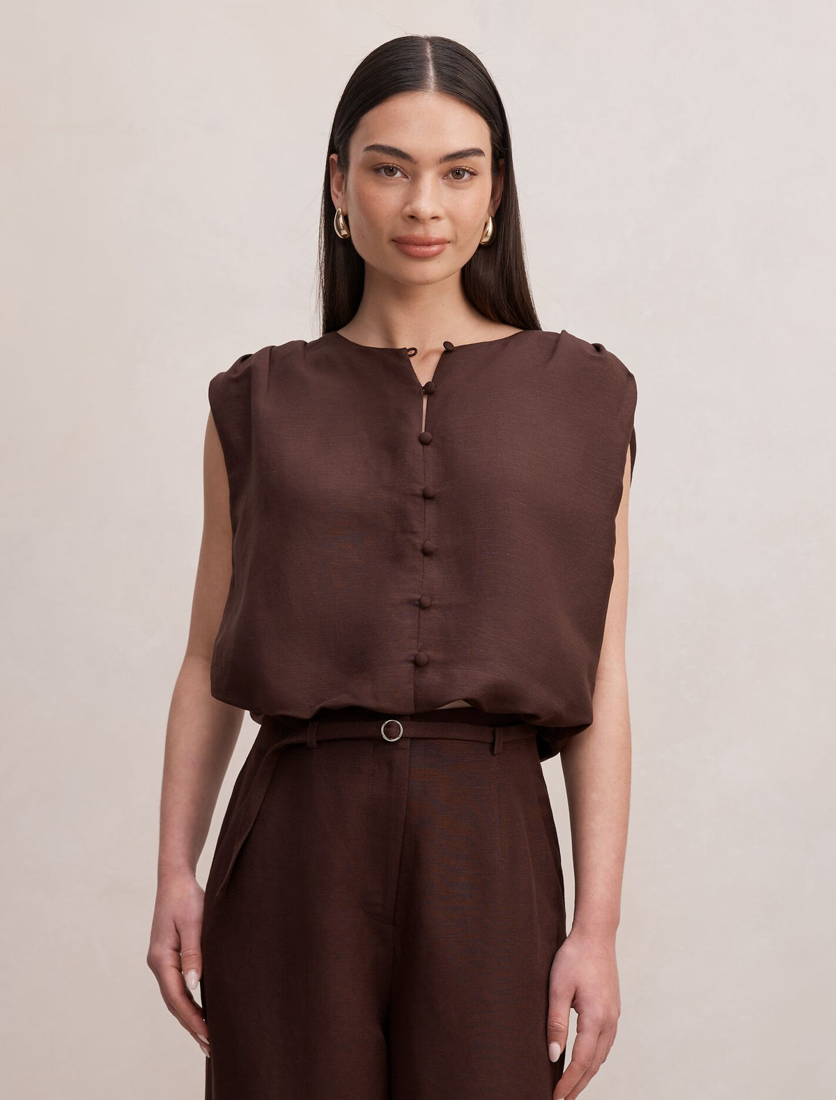 Naia Bubble Hem Top Chocolate Forever New