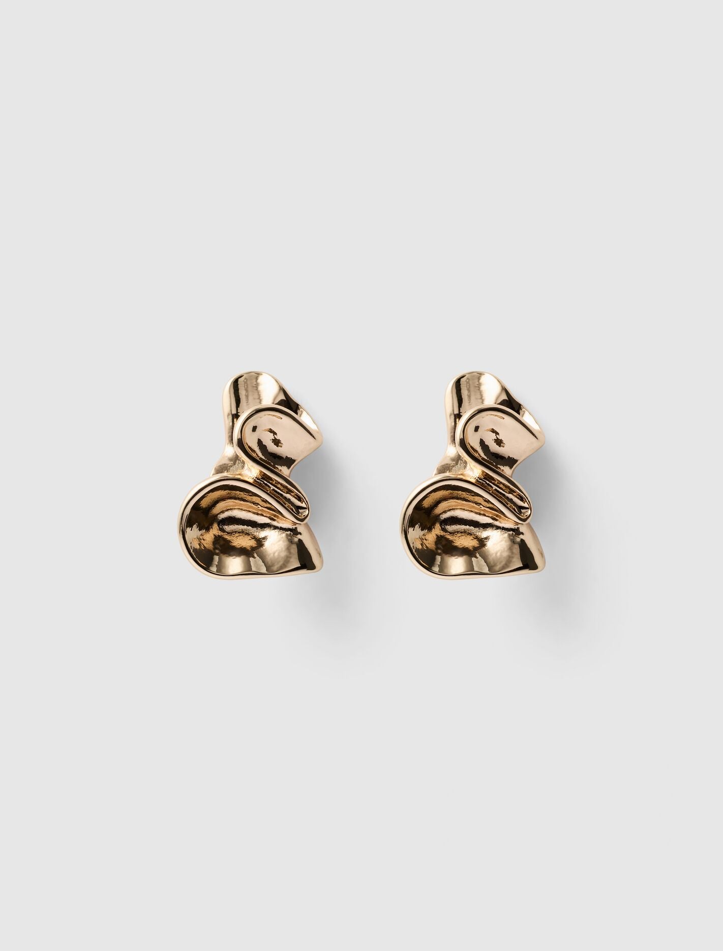 Signature Riley Curly Stud Earrings 0 Gold Forever New