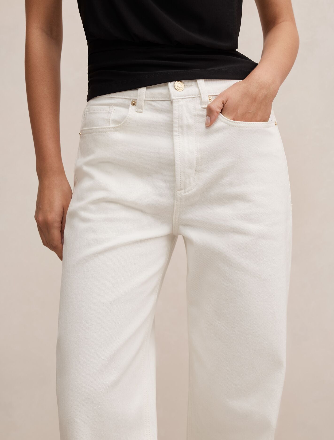 Nicki Mid-Rise Straight Jeans