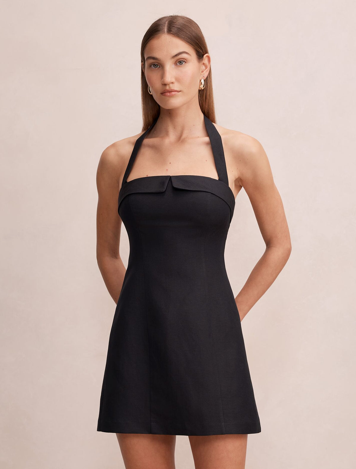 Rue Halter Linen Mini Dress Black Forever New