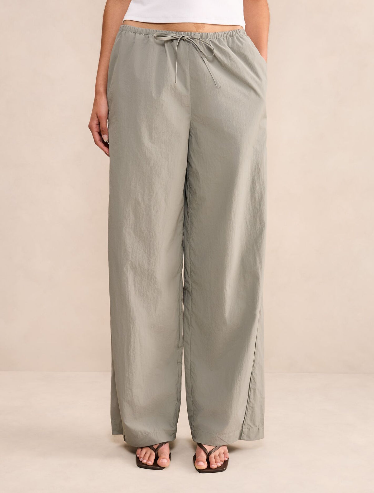 Billie Elastic Waist Wide Leg Pants Pale Olive Forever New