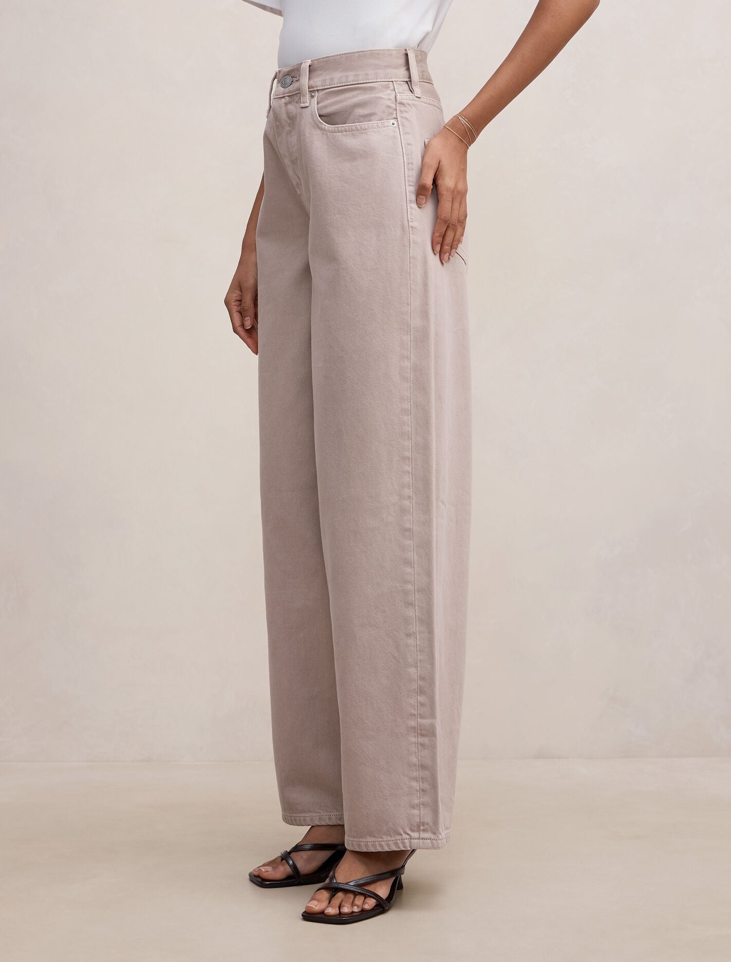 Gia Petite High Rise Wide Leg Jeans Forever New