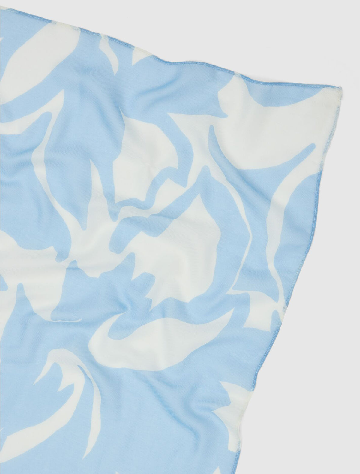 Lila Lightweight Floral Scarf Forever New