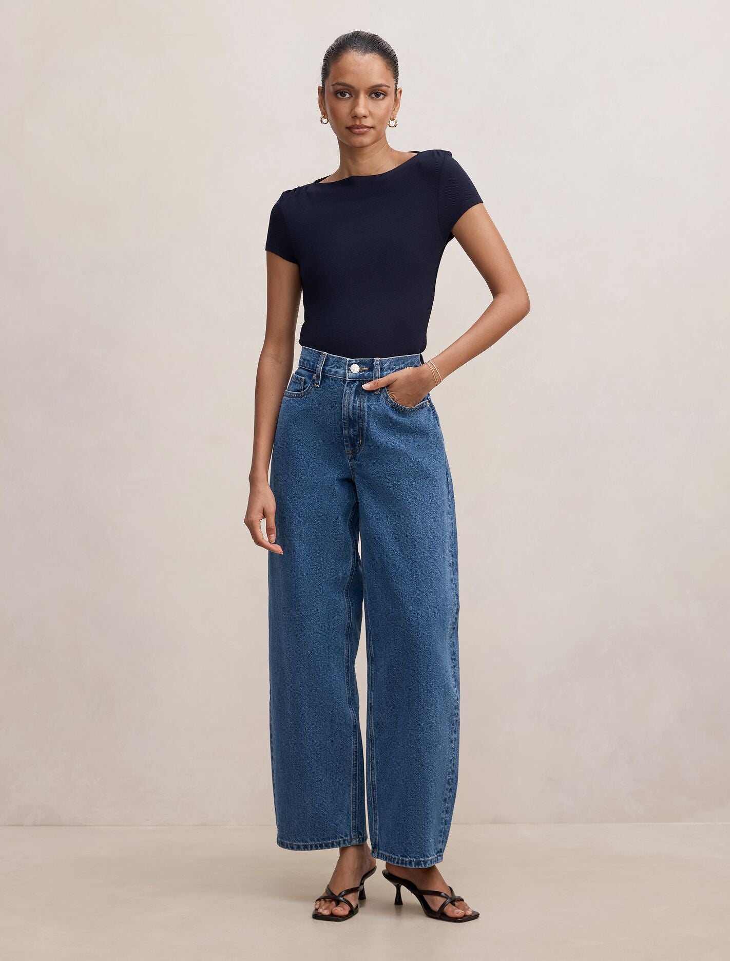 Emma Petite Mid-Rise Barrel Jeans Forever New