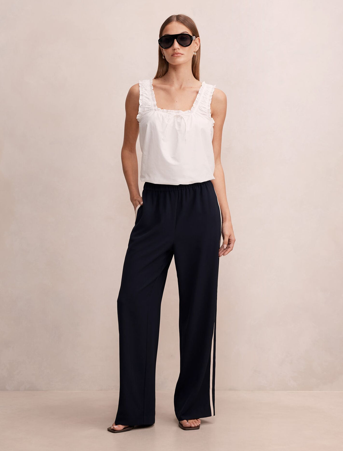 Chloe Side Stripe Wide Leg Pants Forever New