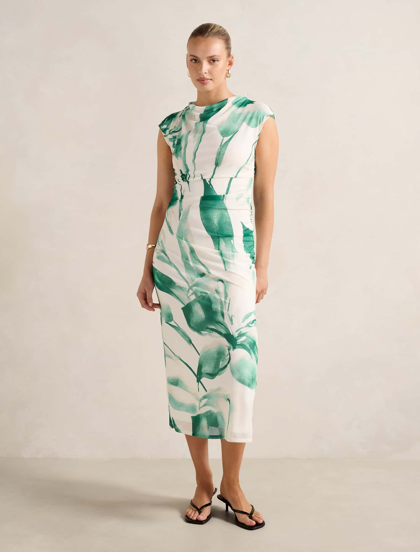 Alessi Extended Shoulder Midi Dress Green Floral Forever New