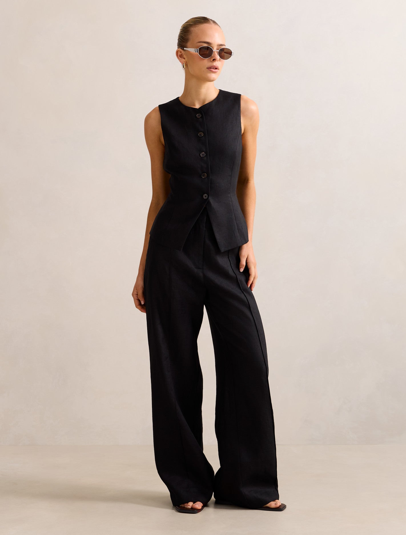 Saylor Linen Waistcoat Forever New