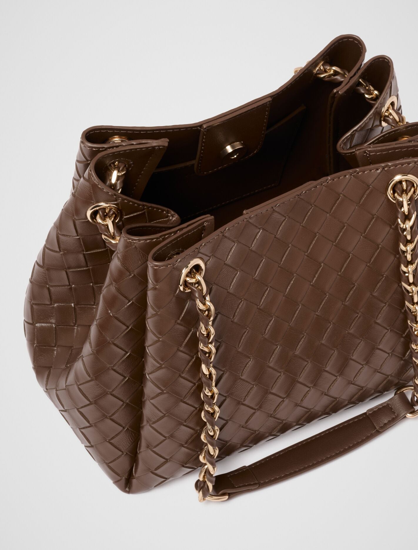 Elina Woven Chain Bag Forever New