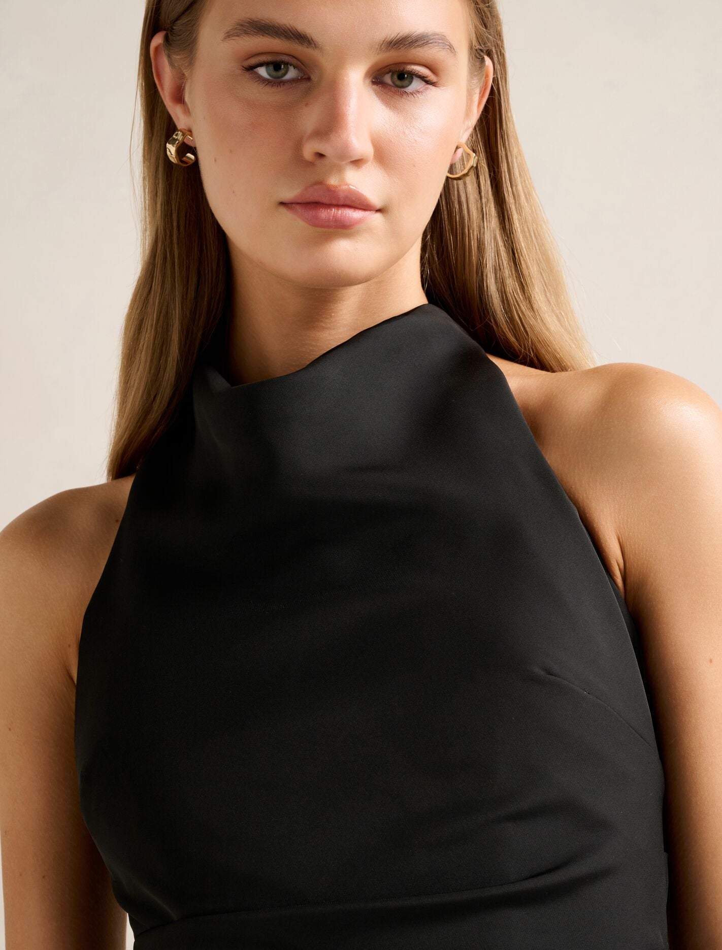 Tina Halter Mini Dress Forever New