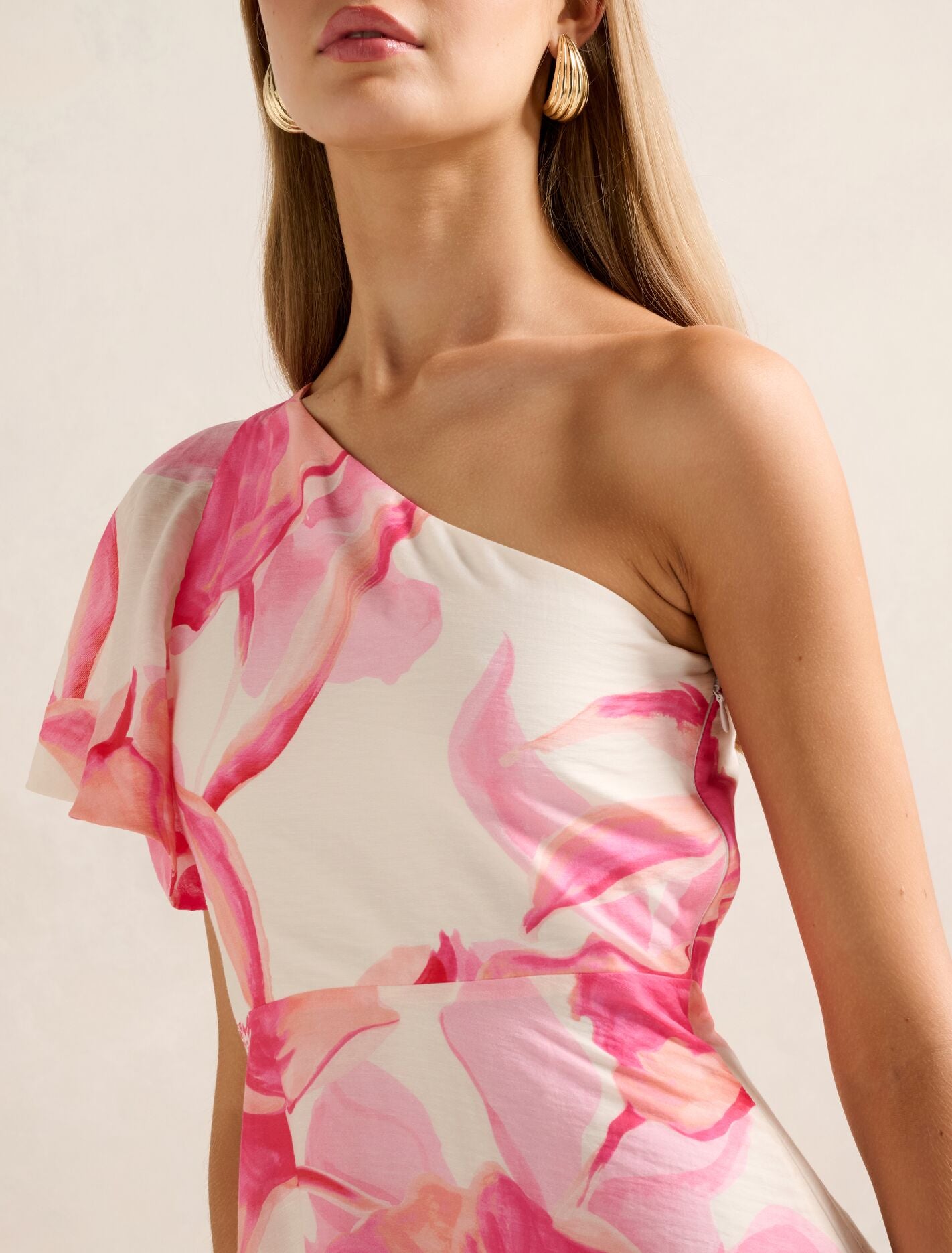 Mattea One Shoulder Midi Dress Forever New