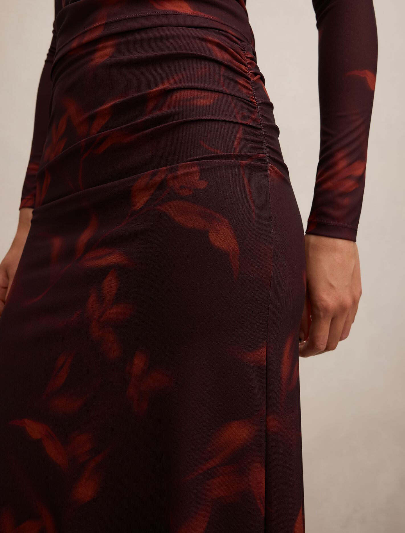 Mimi Flute Maxi Skirt Forever New