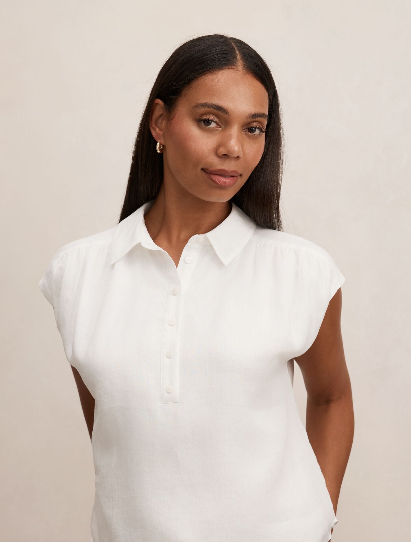 Haven Gathered Sleeveless Blouse Forever New