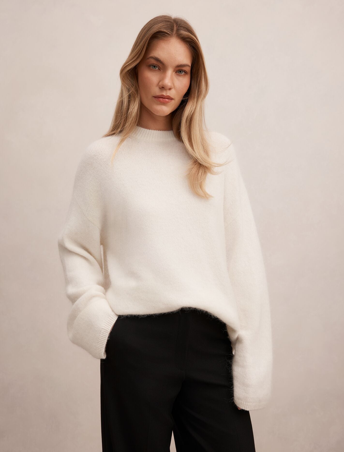 Mabel Knit Sweater Porcelain Forever New