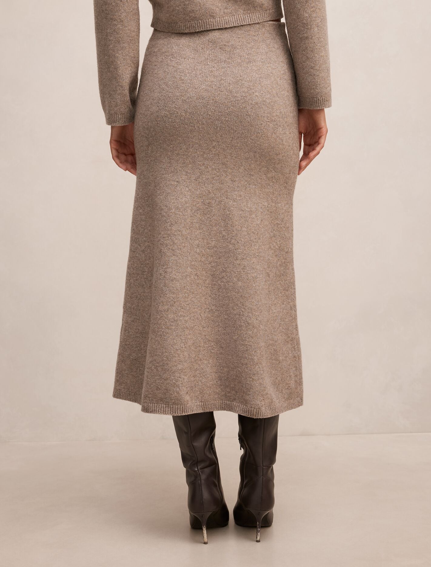 Lottie Knitted Midi Skirt Forever New