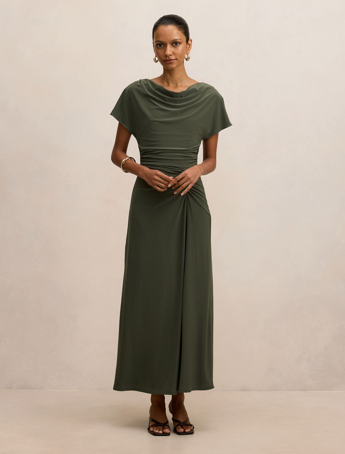 Tahnee Petite Grown On Sleeve Maxi Dress Thyme Green Forever New
