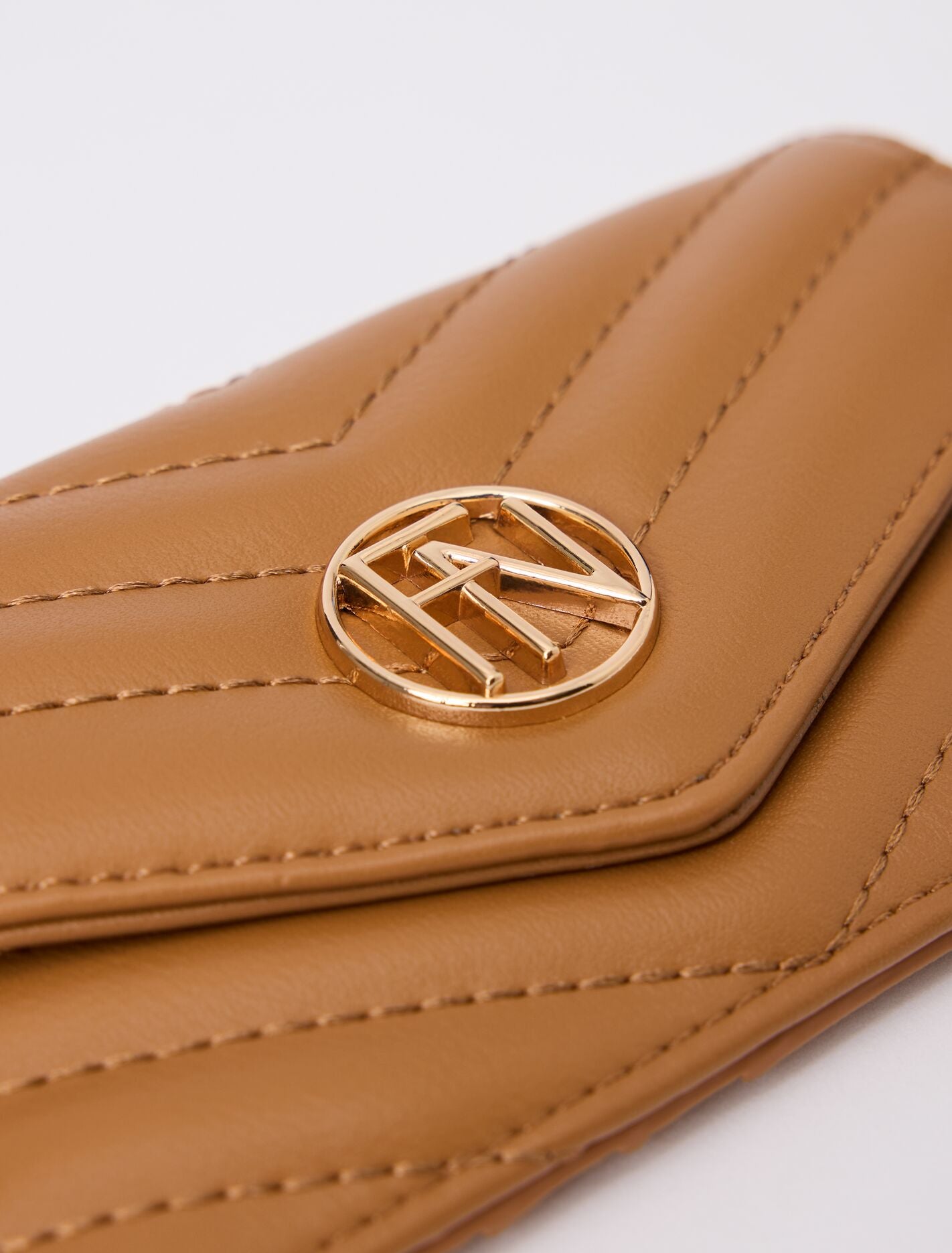 Suzie Quilt Small Purse Forever New