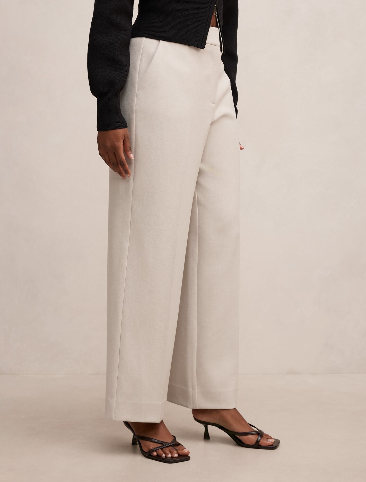 Ada Petite Straight Leg Pants Forever New