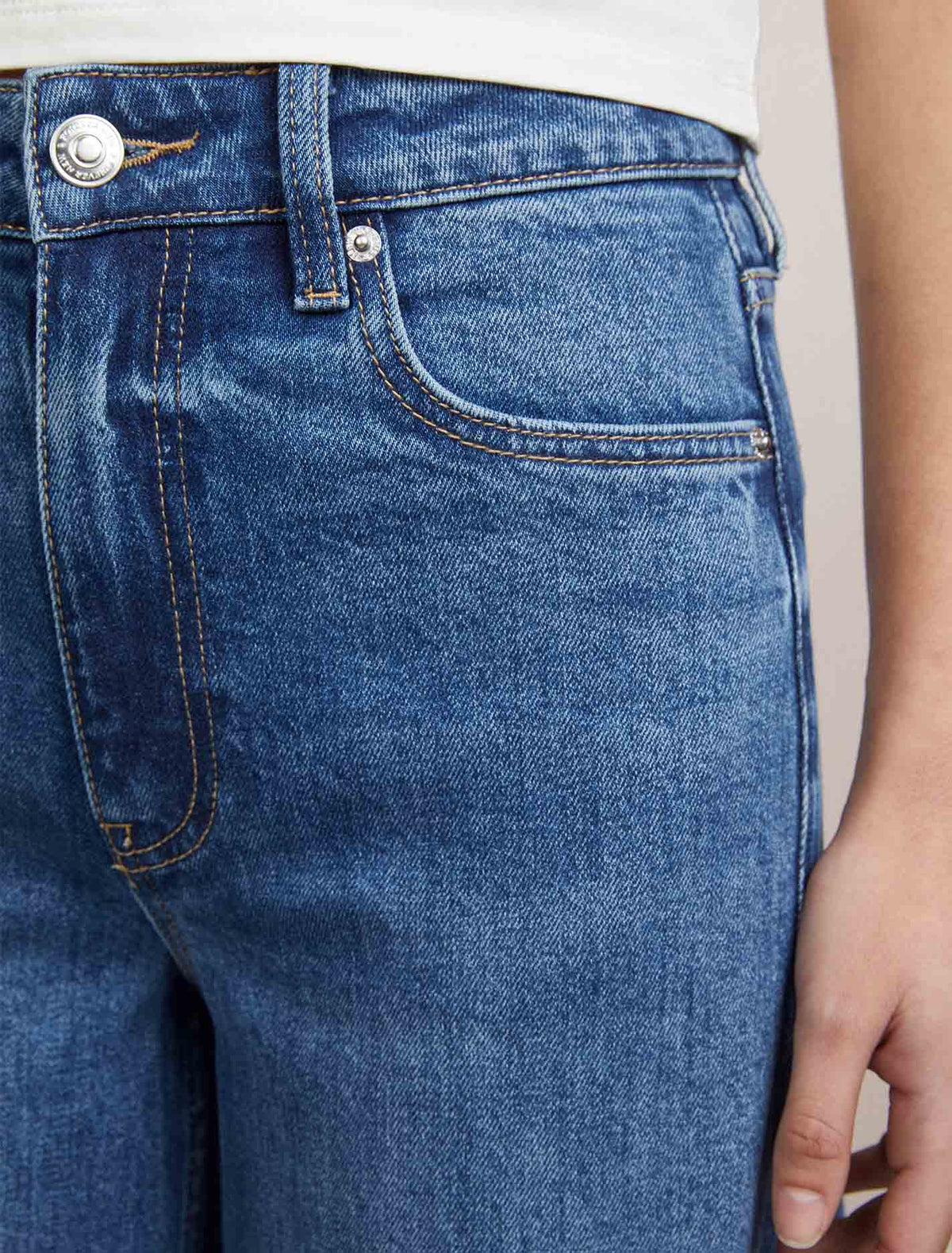 Dale High-Rise Jeans