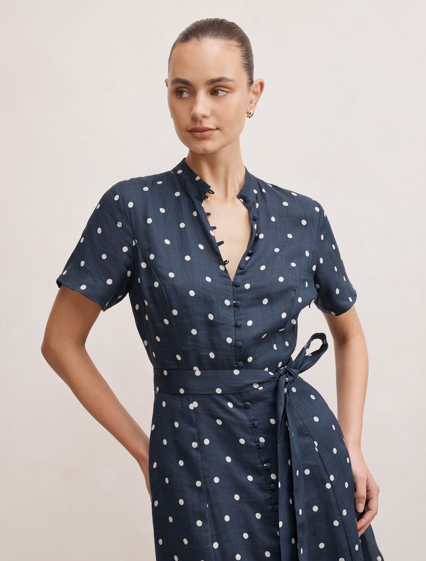 Therese Short Sleeve Midi Dress Forever New