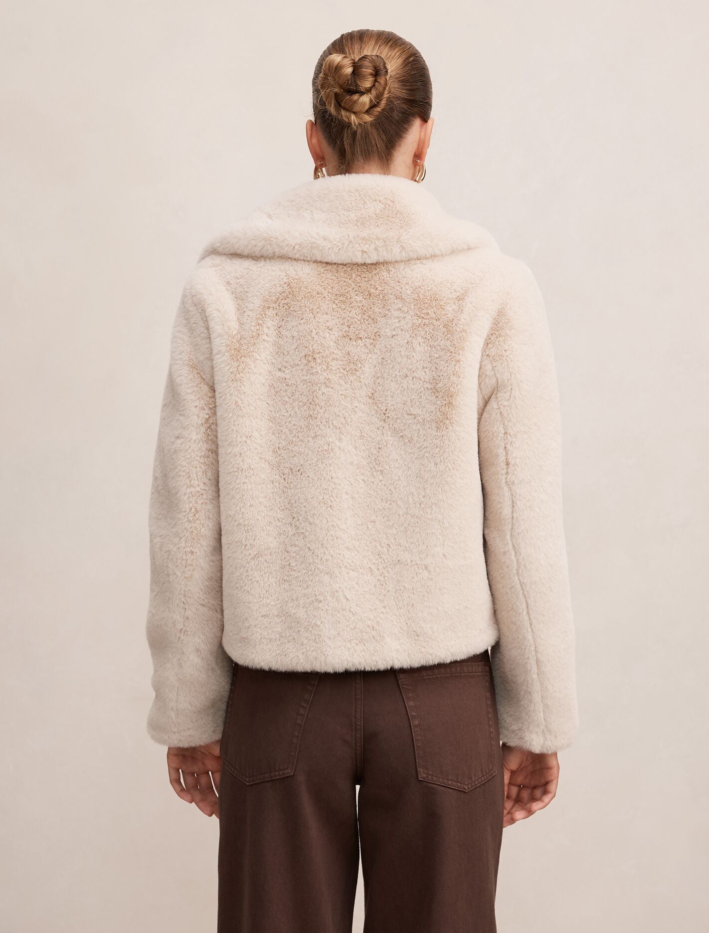 Piper Short Faux Fur Jacket Forever New