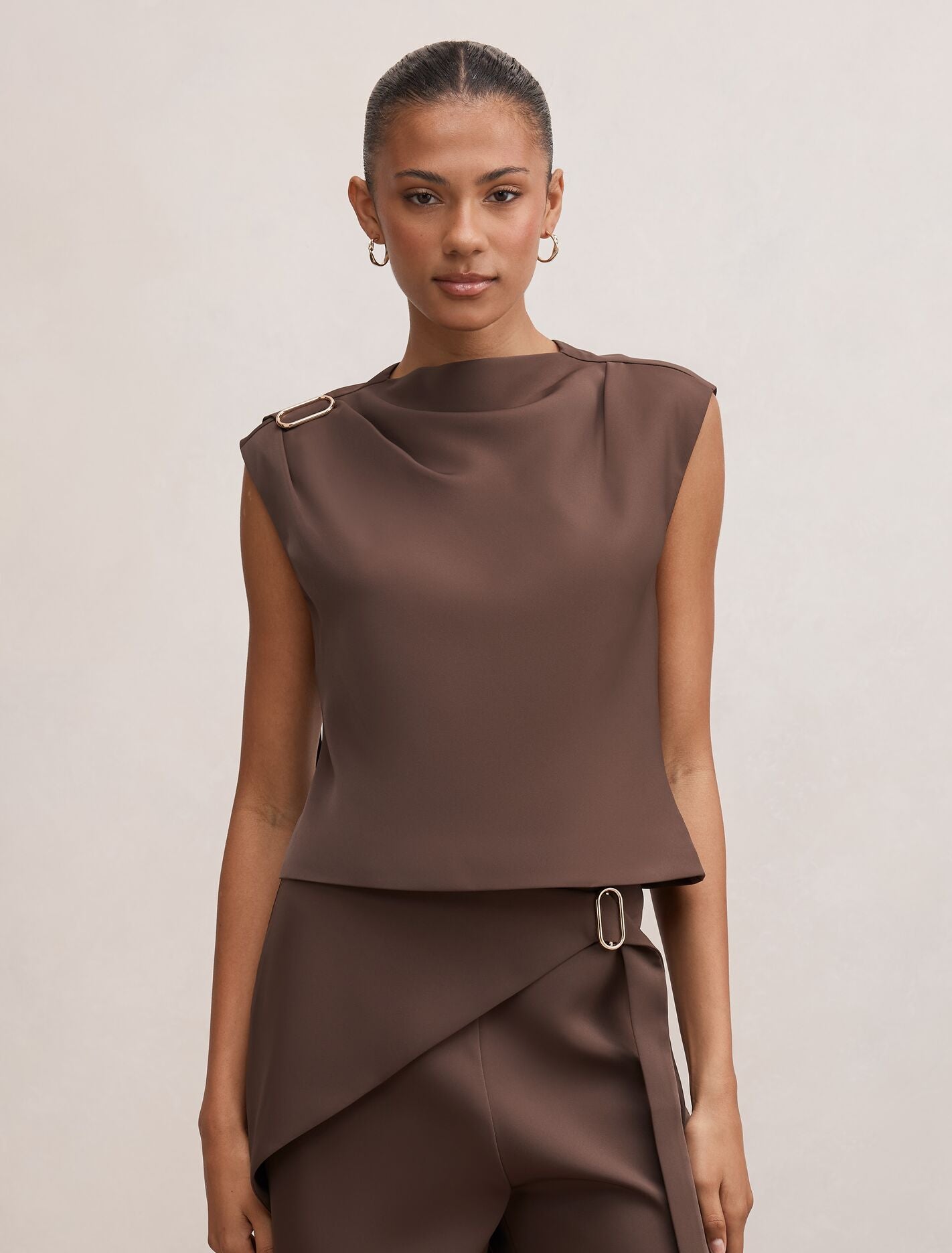 Kris Gold Hardware Detail Top Mocha Brown Set Forever New