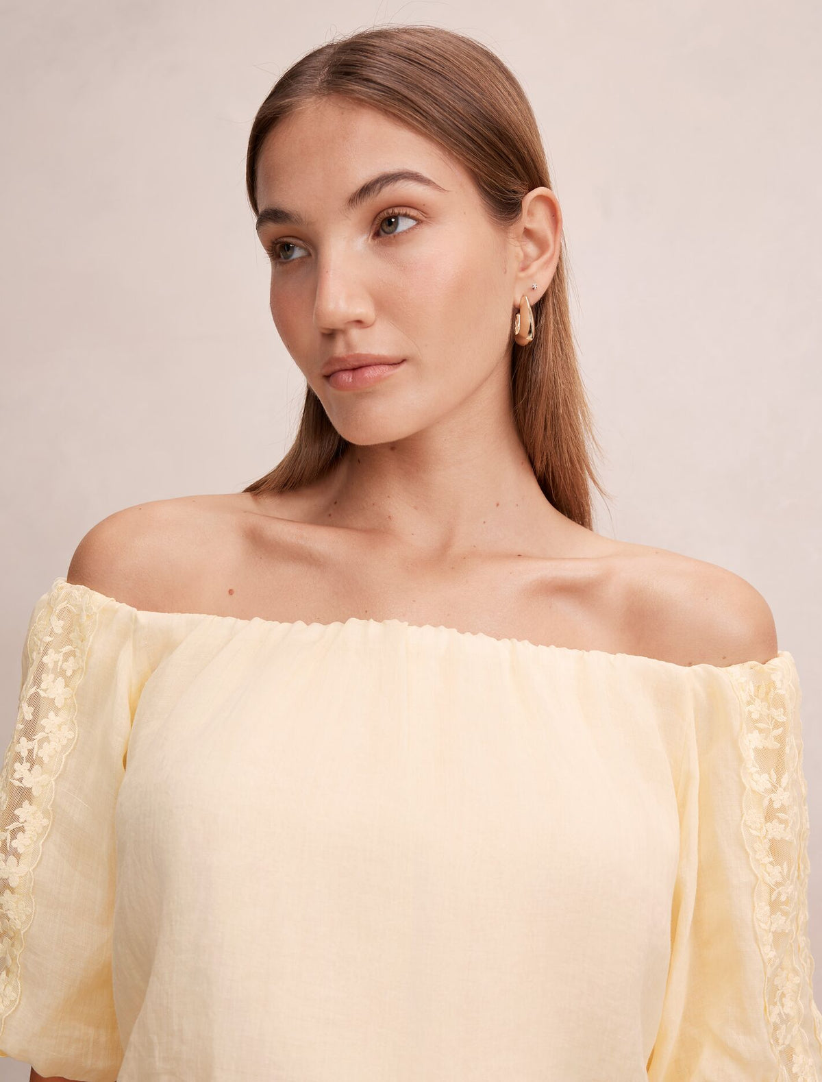 Naomi Off Shoulder Bubble Top Forever New