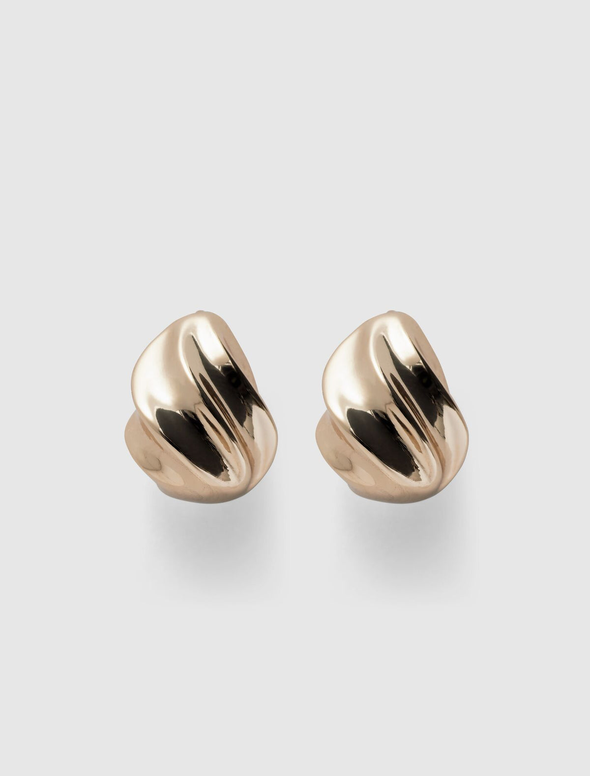 Signature Angela Droplet Earrings 0 Gold Forever New