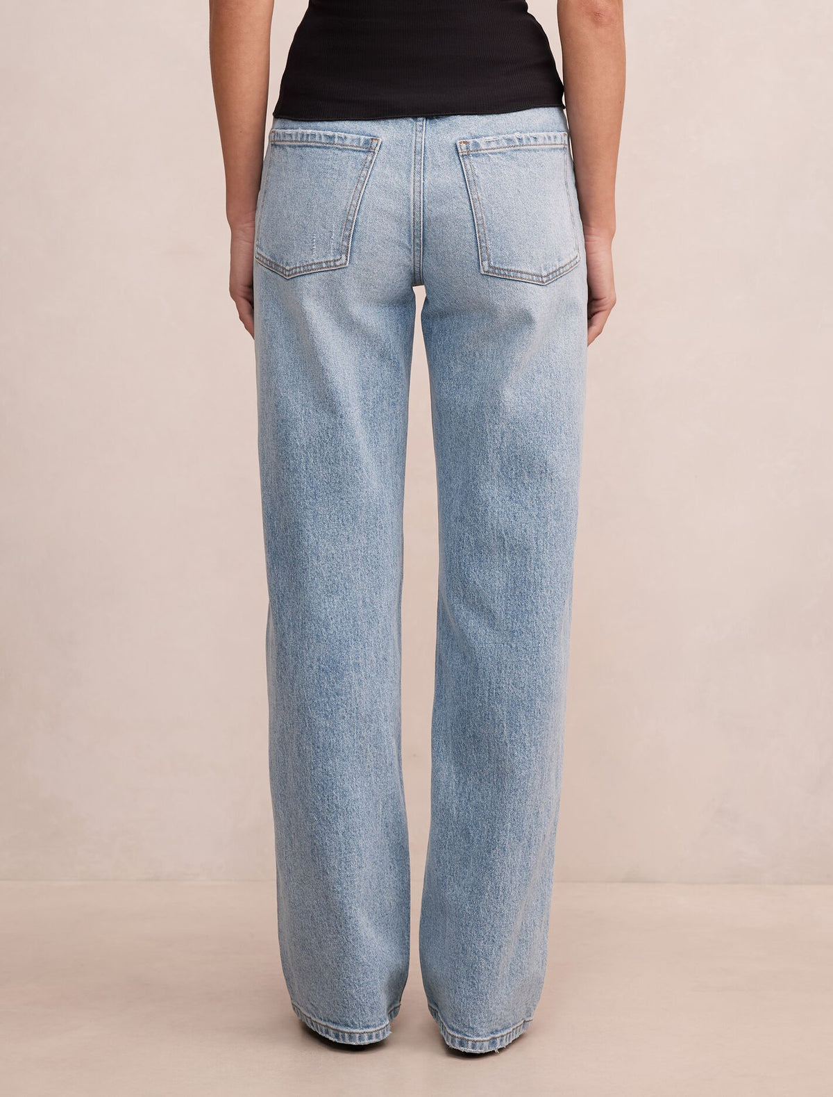 Emma Mid-Rise Barrel Jeans