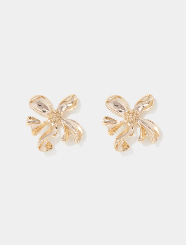 Fable Flower Petal Stud Earrings Forever New