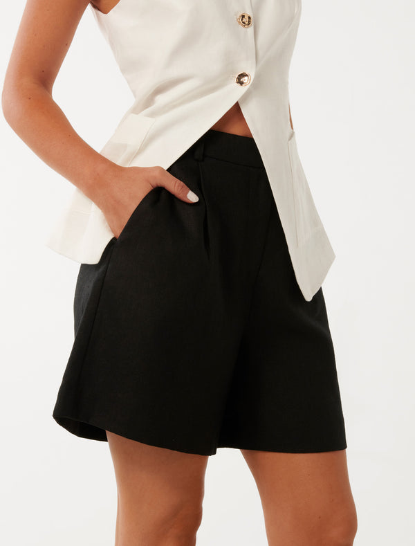 Giada Bermuda Shorts Forever New