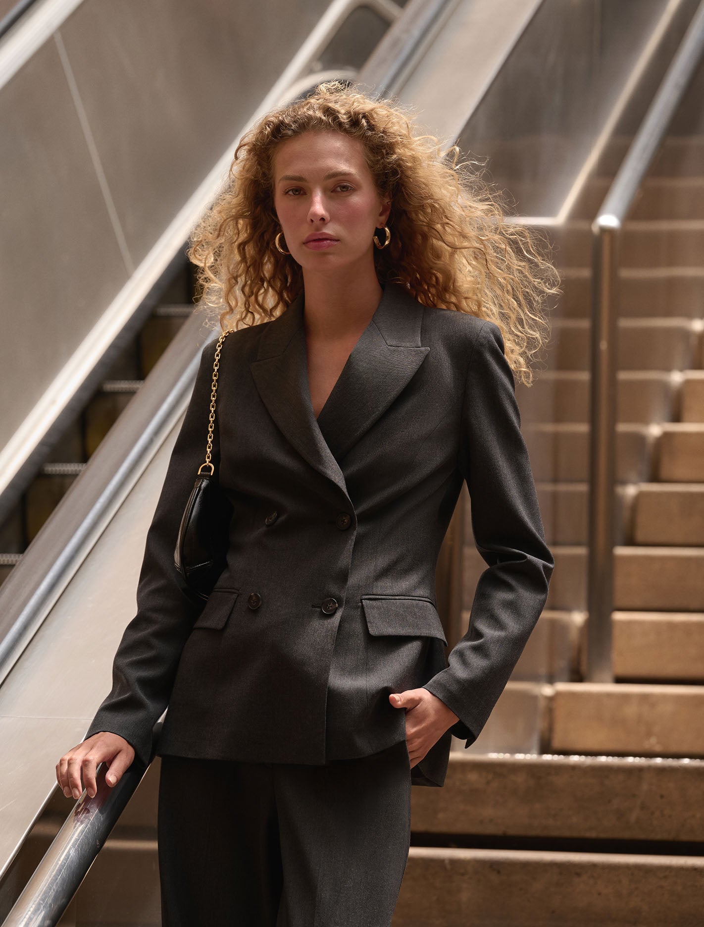 Samantha Waisted Suit Blazer Forever New