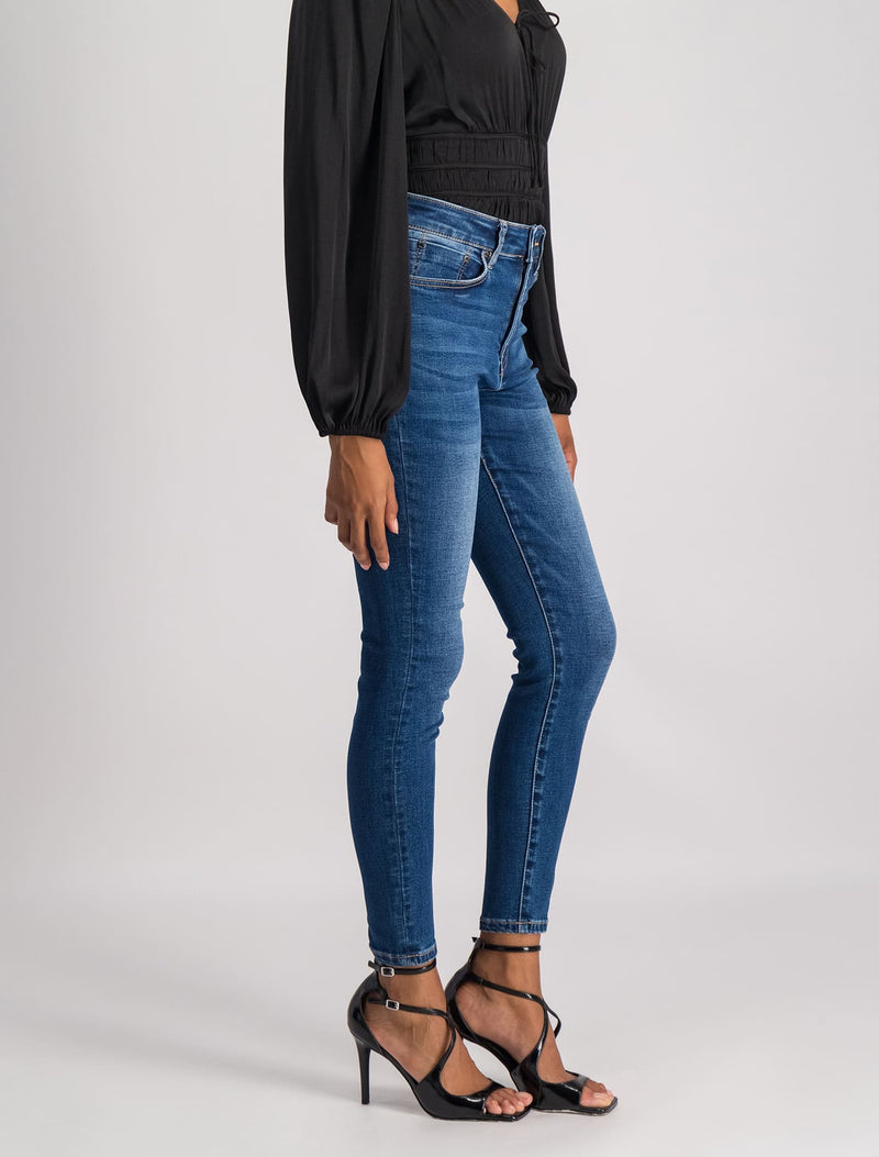 Nala Mid-Rise Skinny Jeans Forever New